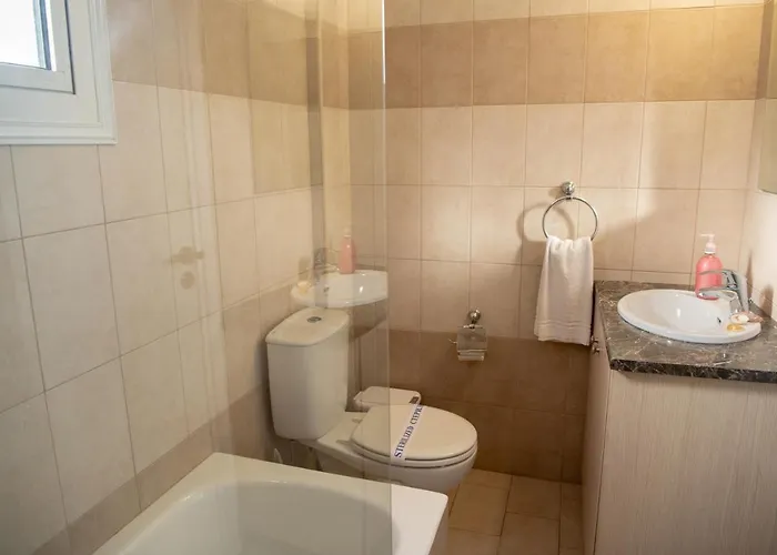 Ruby Evelyn Villa Protaras