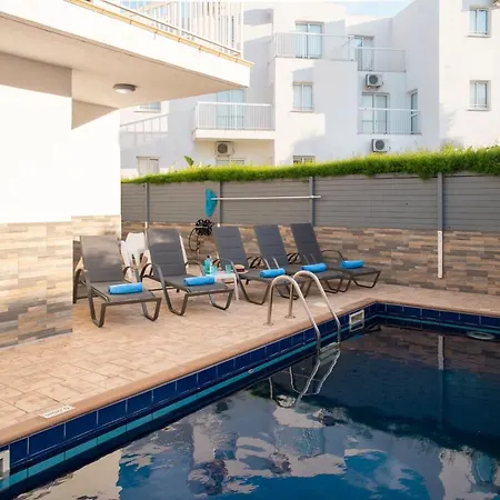 Ruby Evelyn 빌라 프로타라스